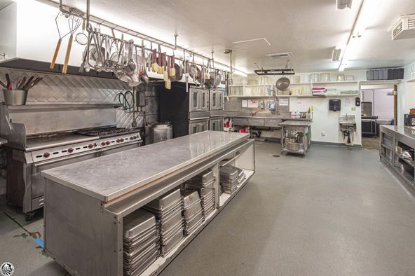 17301 Silver Spur Dr, Tuolumne, CA 95379